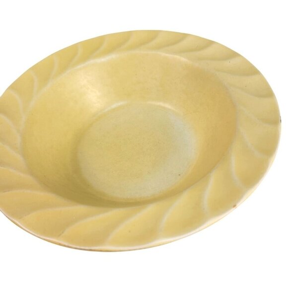 Metlox 9" Yellow Swirl Serving Bowl, Poppy Trail. Vernon Matte Yorkshire - Picture 2 of 5
